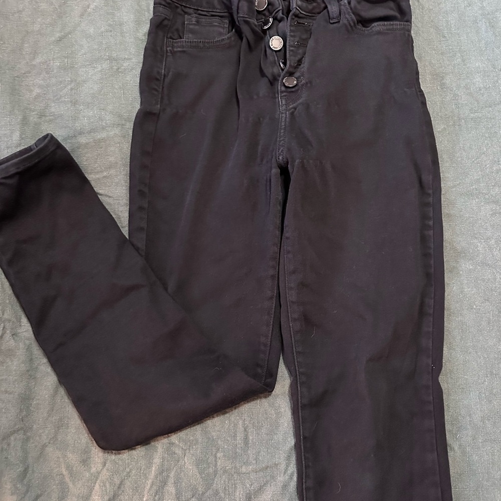 Just Black High-Rise Women's Jeans in Classic Black